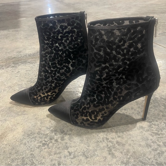 Jewel Badgley Mischka- SZ 7.5 Cheetah Print Black Sheer Booties - Picture 2 of 9